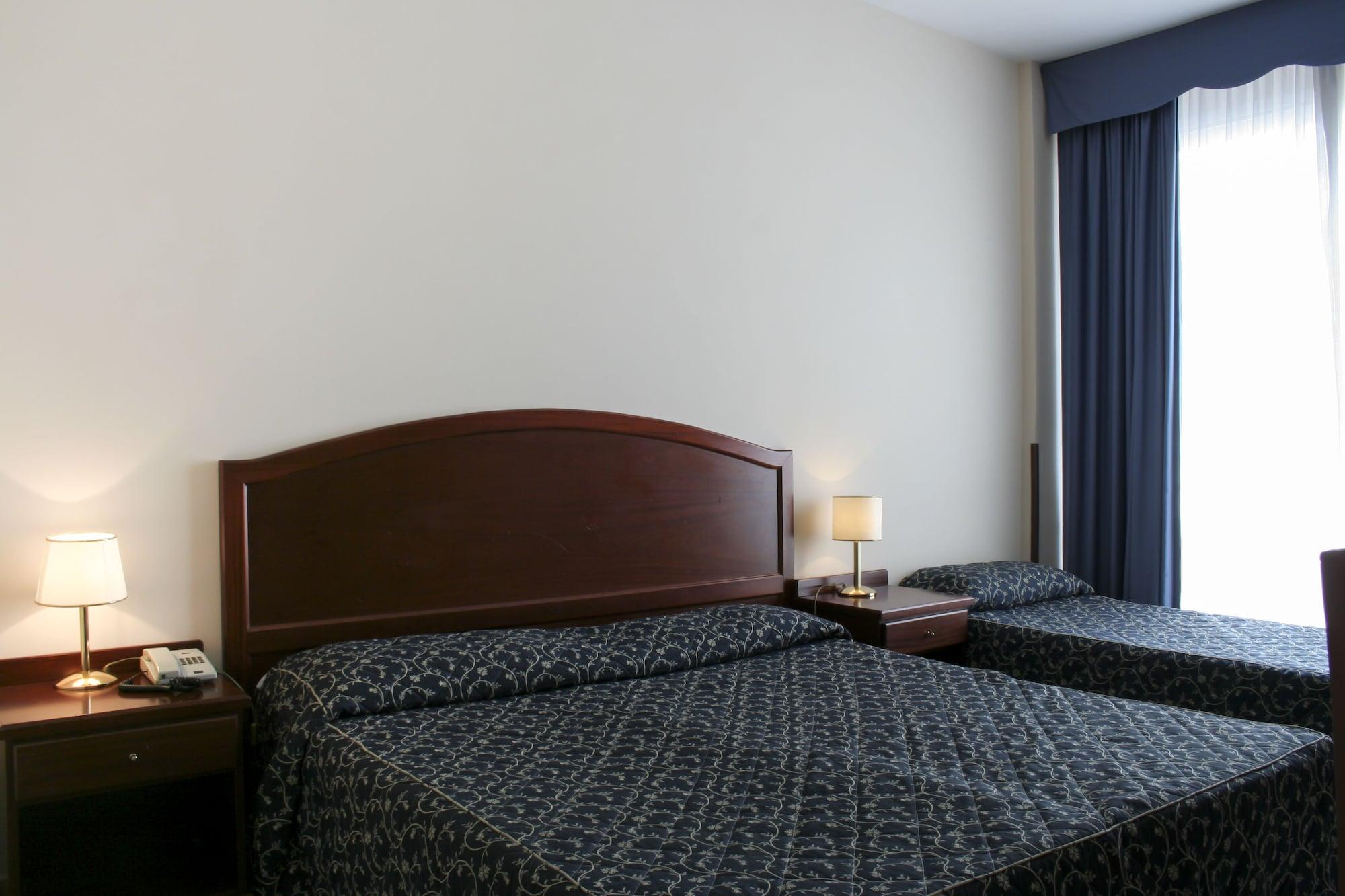 Hotel Mediterraneo Civitavecchia Luaran gambar