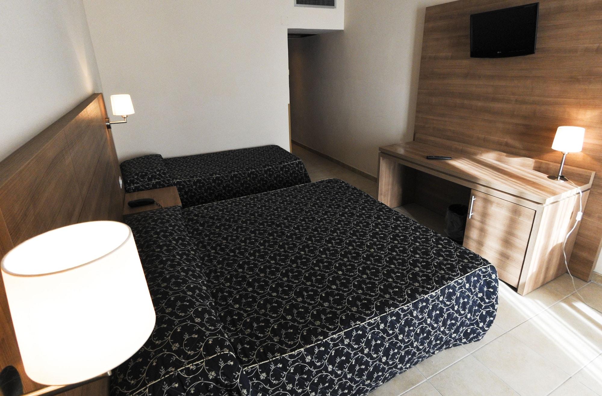 Hotel Mediterraneo Civitavecchia Luaran gambar